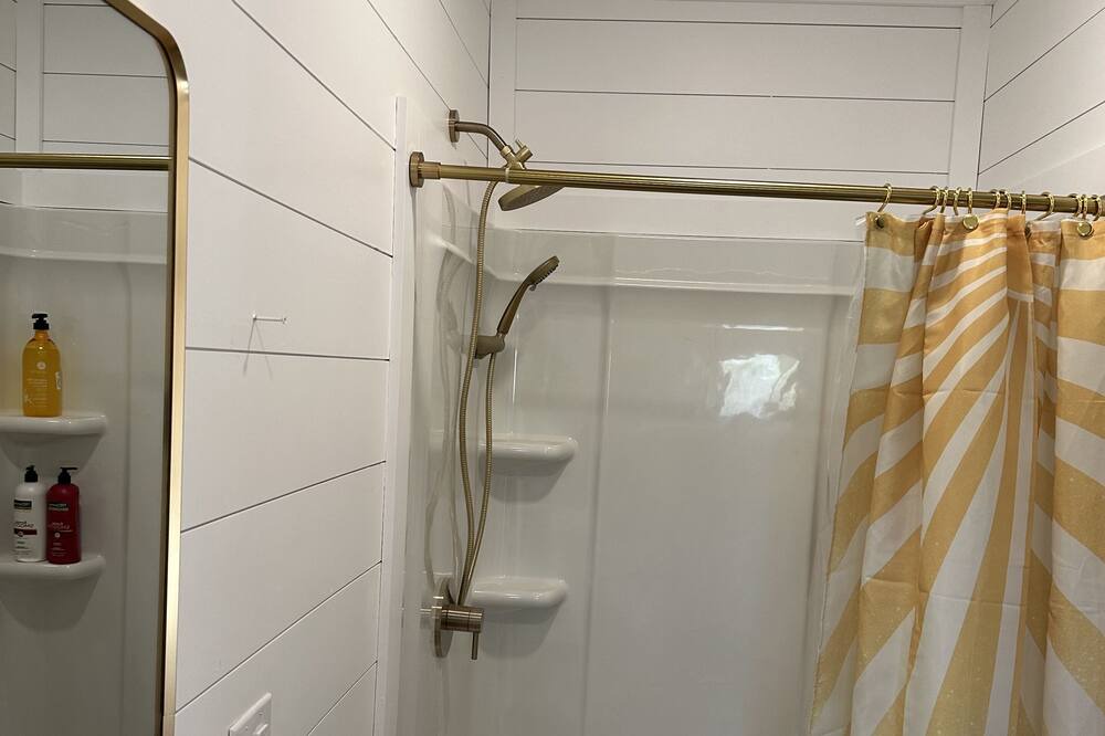 Photo of Bathroom in Springville