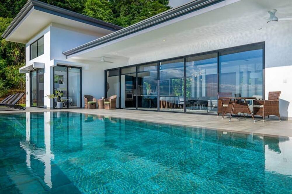 Photo of Outdoor in Punta Mala