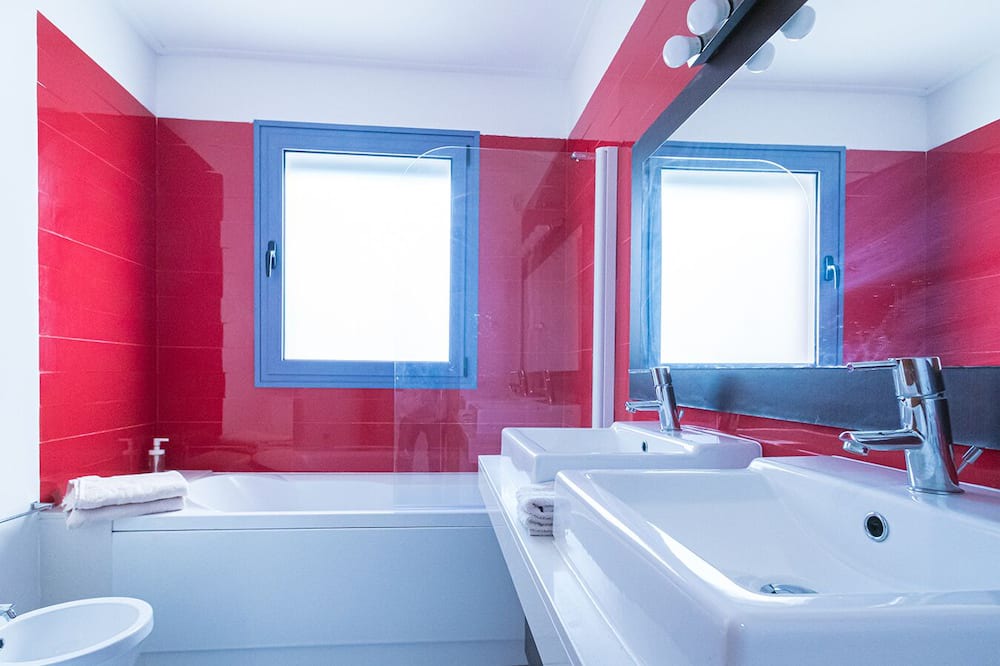 Photo of Bathroom in Vila Nova de Santo Andre