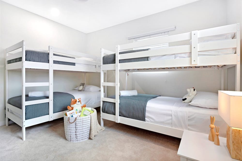 Photo of Bedroom in Mermaid Beach