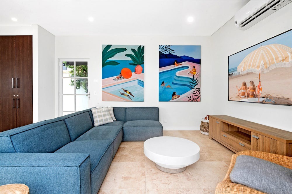 Photo of Livingroom in Mermaid Beach
