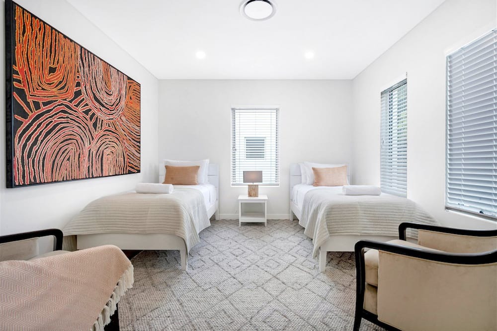 Photo of Bedroom in Mermaid Beach