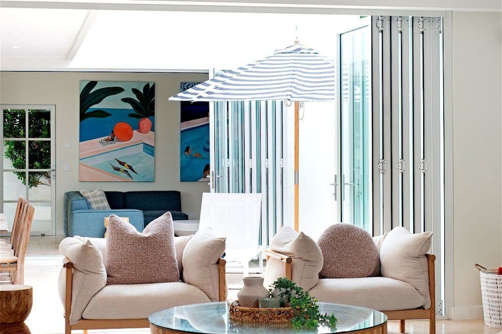 Photo of Livingroom in Mermaid Beach