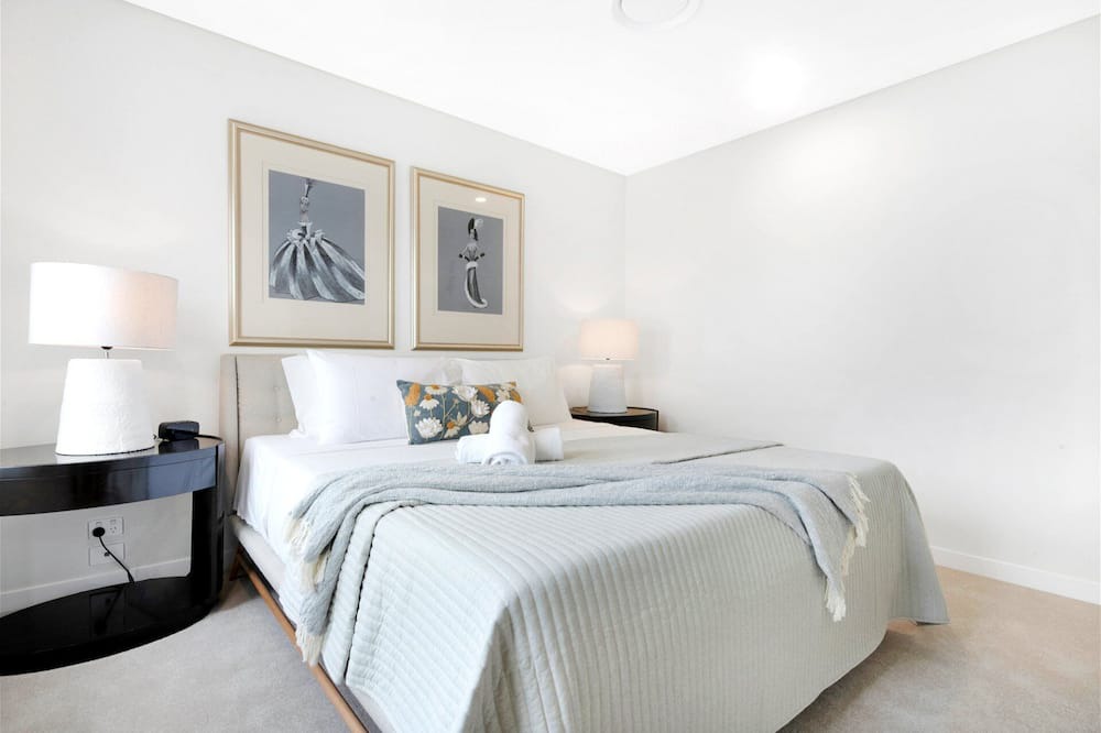 Photo of Bedroom in Mermaid Beach