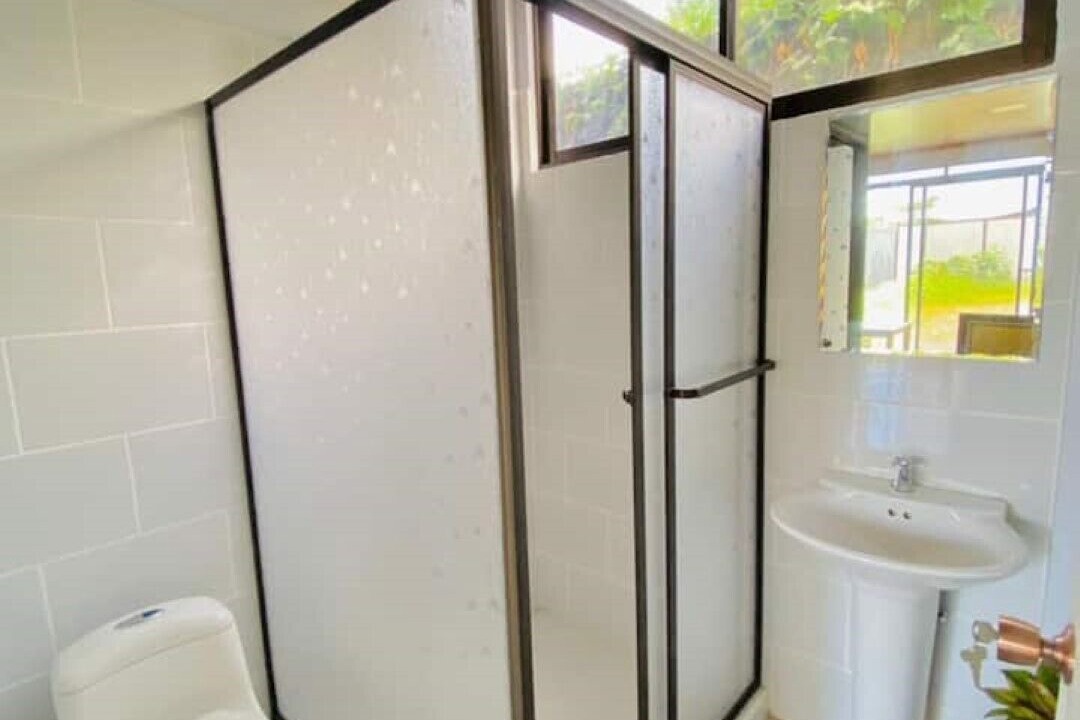Photo of Bathroom in Limon