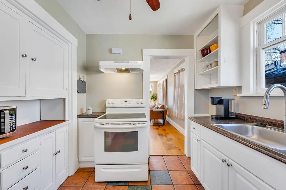 Photo of Kitchen in Midtown