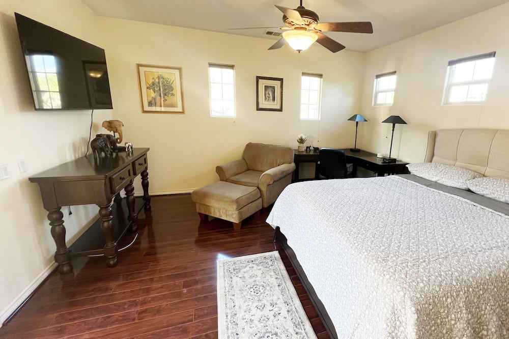 Photo of Bedroom in Araby