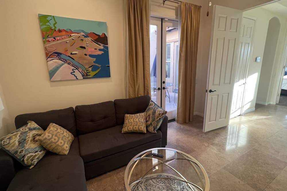 Photo of Livingroom in Araby