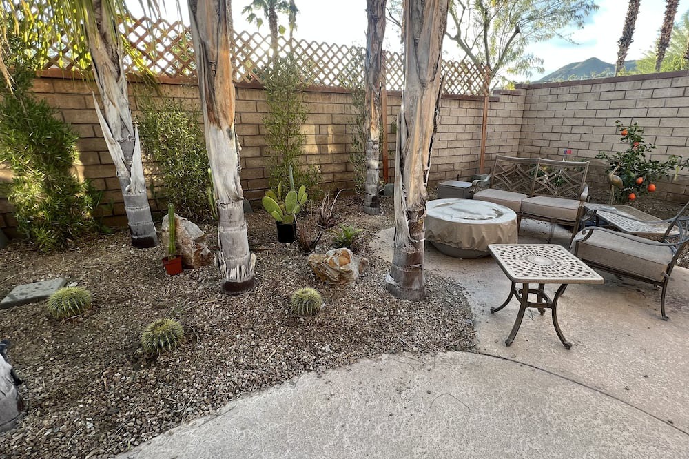 Photo of Outdoor in Araby