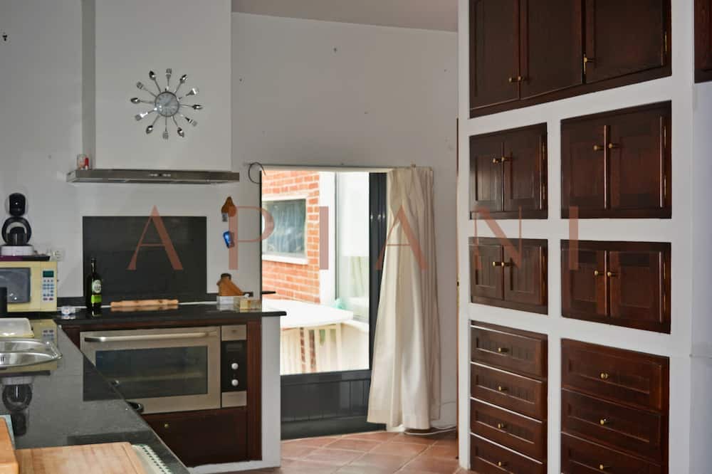 Photo of Kitchen in Azaruja