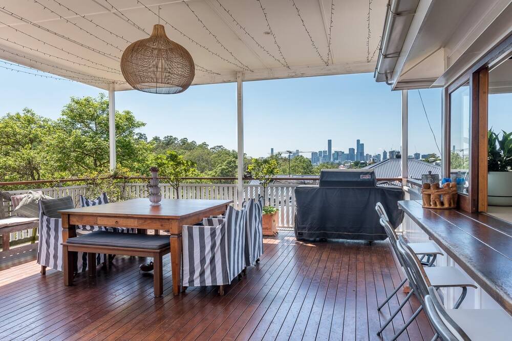 Photo of Outdoor in Bardon