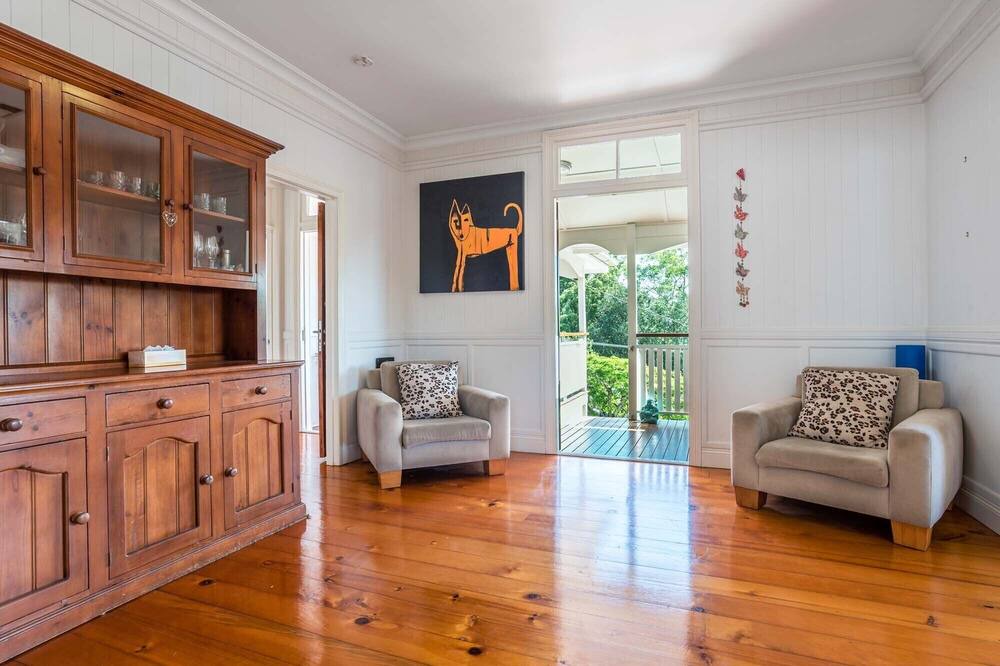Photo of Livingroom in Bardon