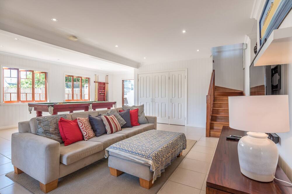 Photo of Livingroom in Bardon