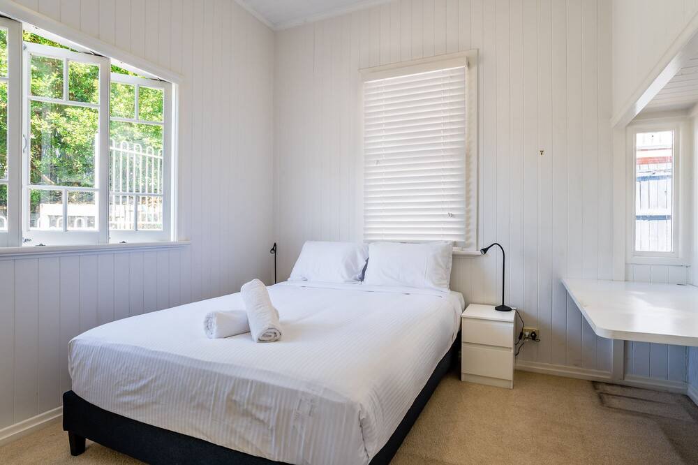 Photo of Bedroom in Bardon