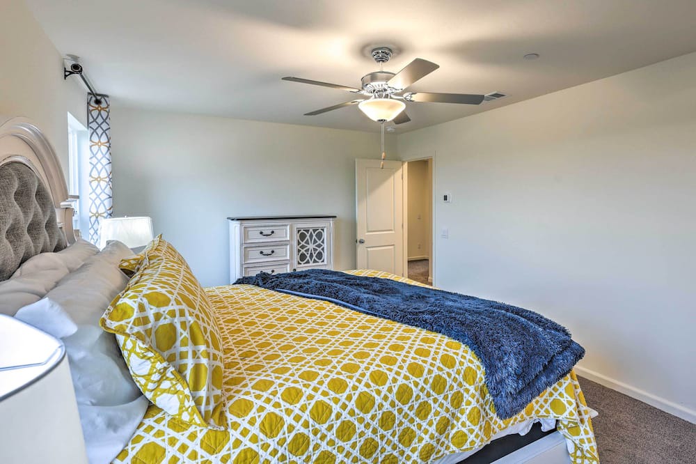 Photo of Bedroom in Pumpkin Center