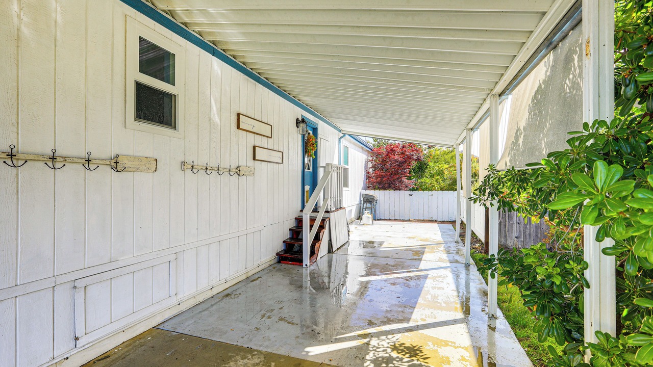 Photo of Outdoor in Callender