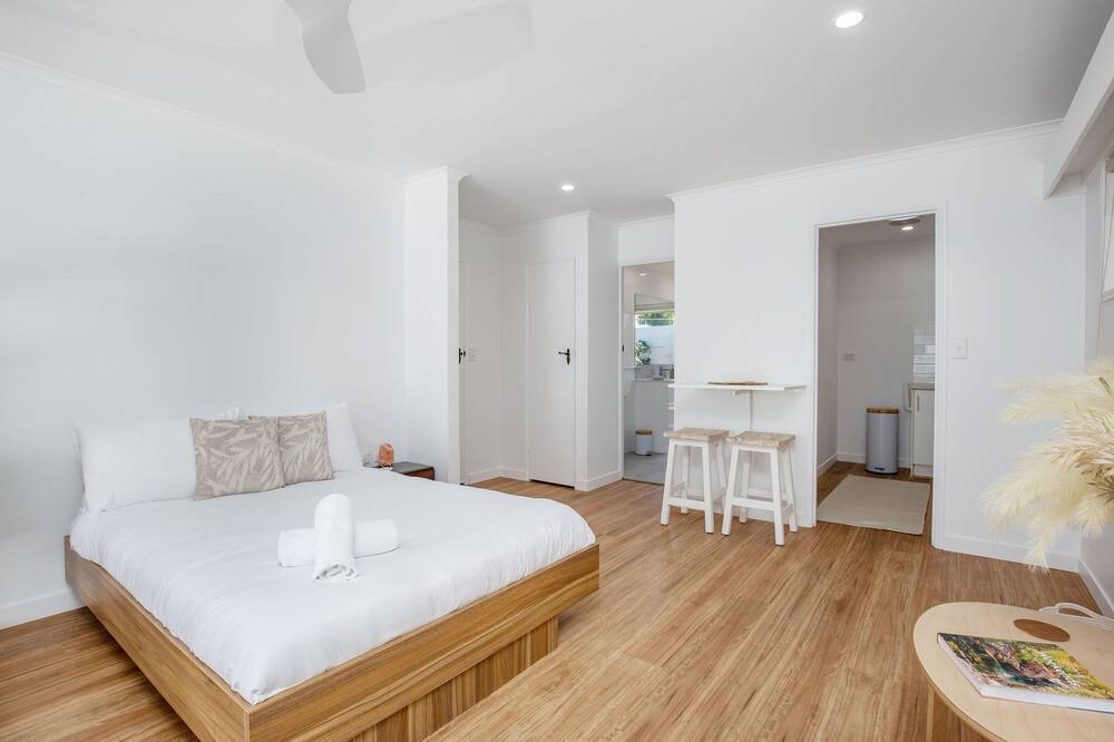 Photo of Bedroom in Burleigh Waters