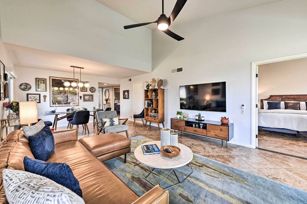 Photo of Livingroom in Sunrise Vista Chino