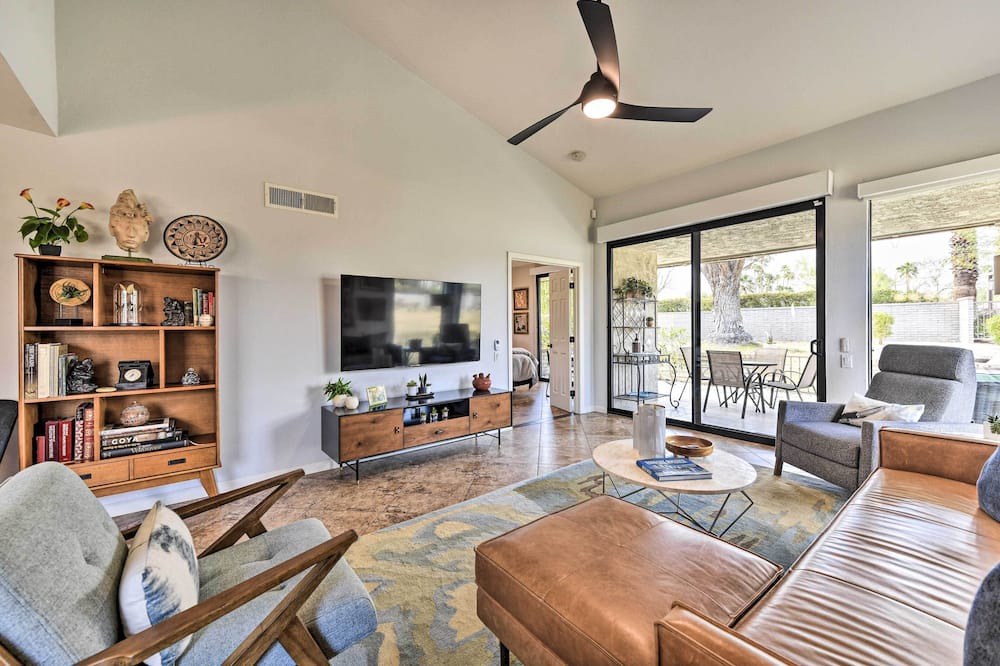 Photo of Bedroom in Sunrise Vista Chino