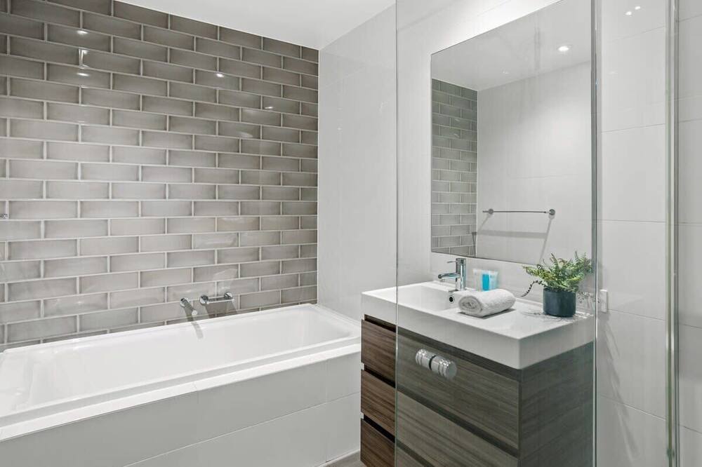 Photo of Bathroom in Newstead