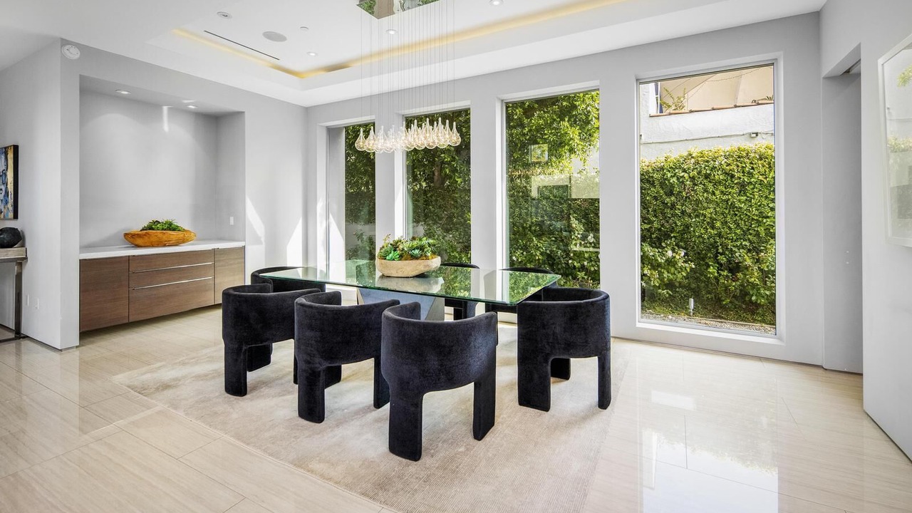 Photo of Outdoor in Beverly Grove