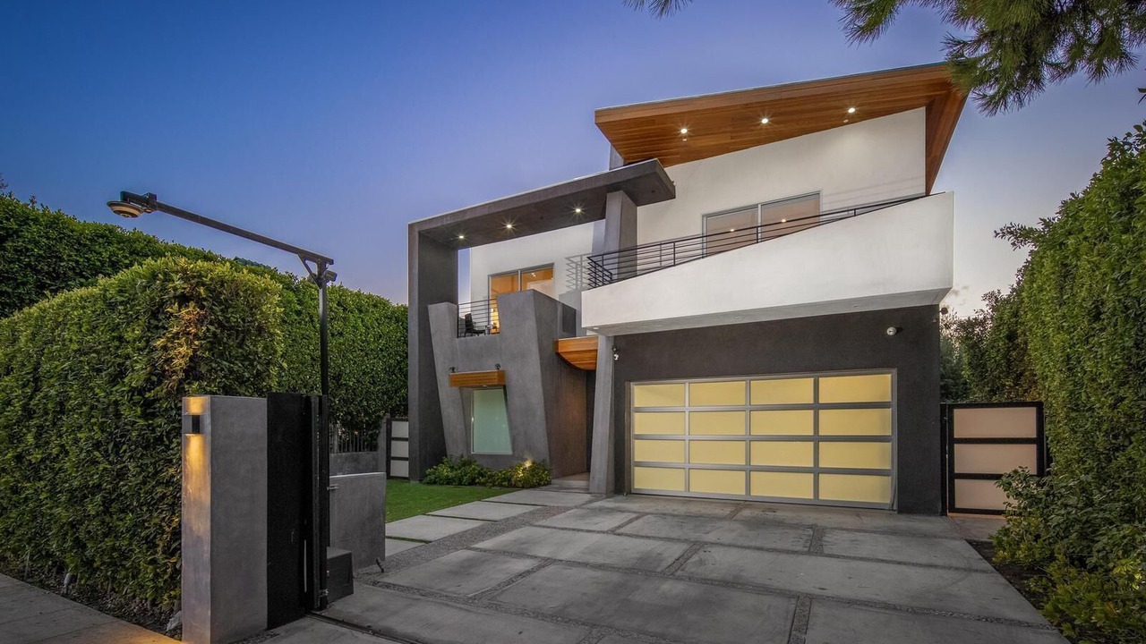 Photo of Outdoor in Beverly Grove
