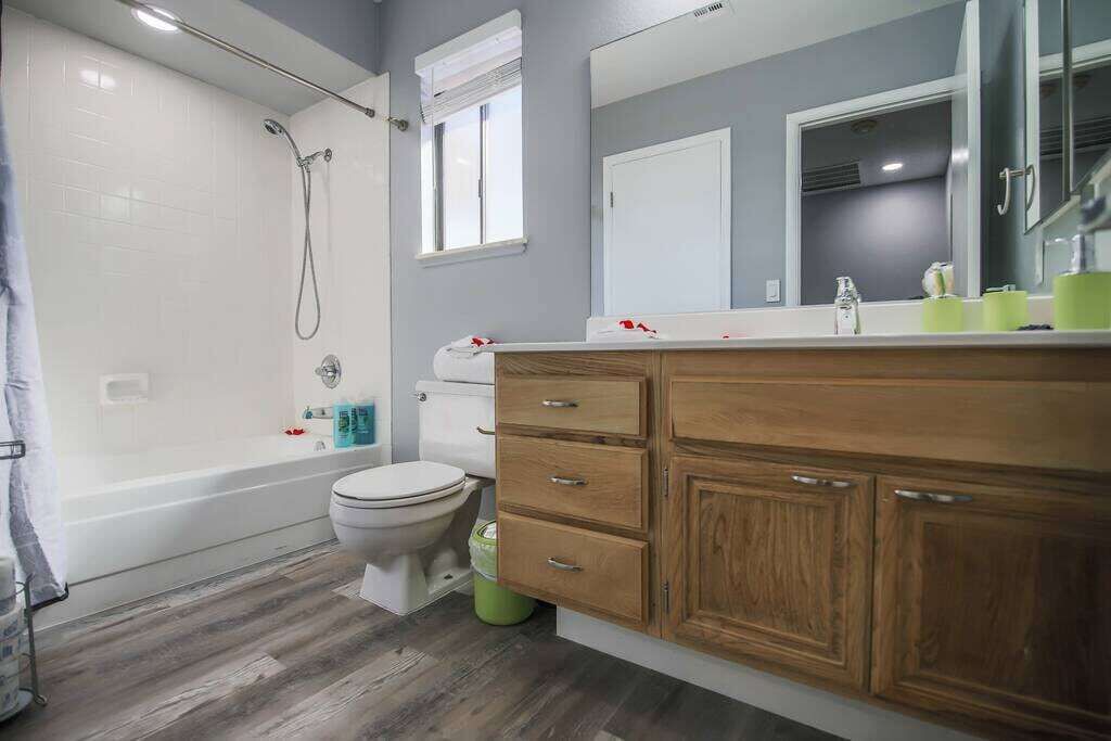 Photo of Bathroom in Summerlin