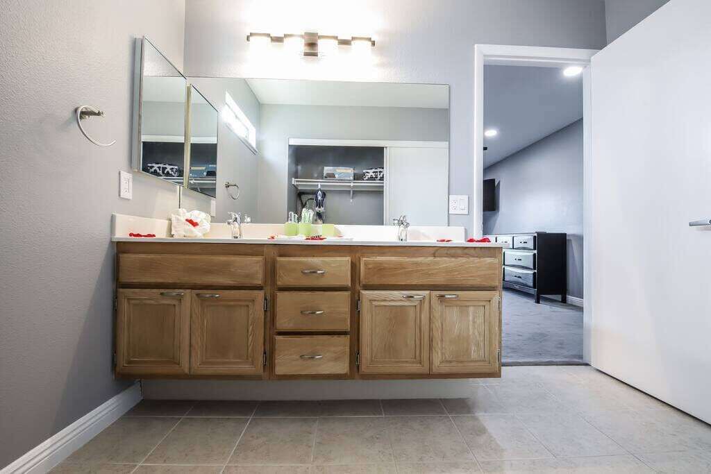 Photo of Others in Summerlin