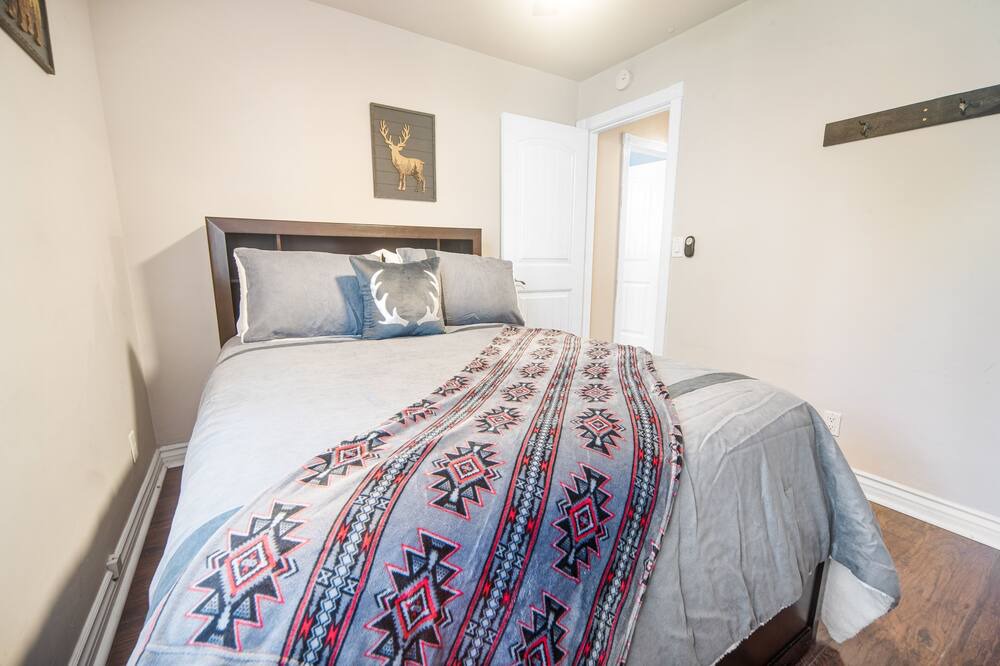 Photo of Bedroom in Woodlands