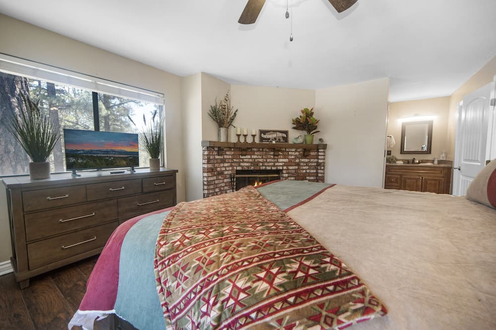 Photo of Bedroom in Woodlands
