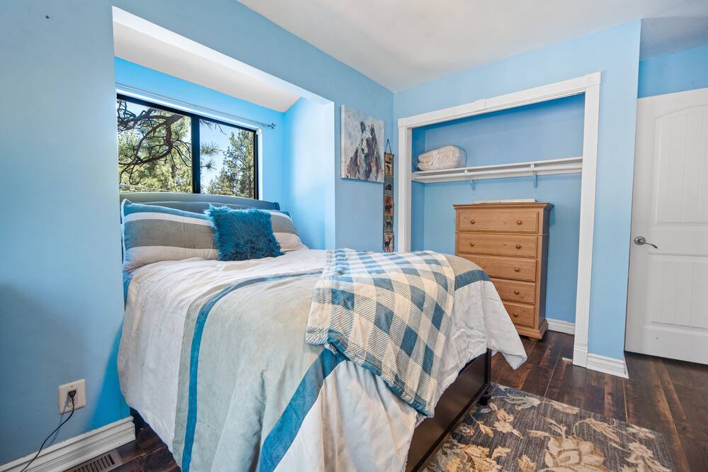 Photo of Bedroom in Woodlands