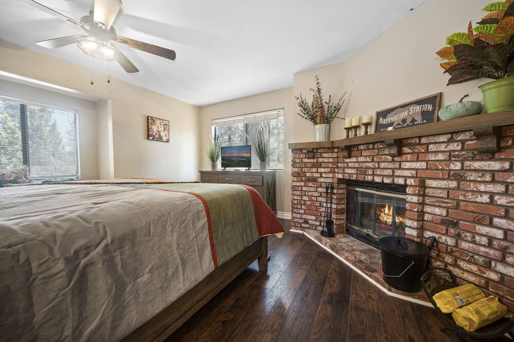 Photo of Bedroom in Woodlands