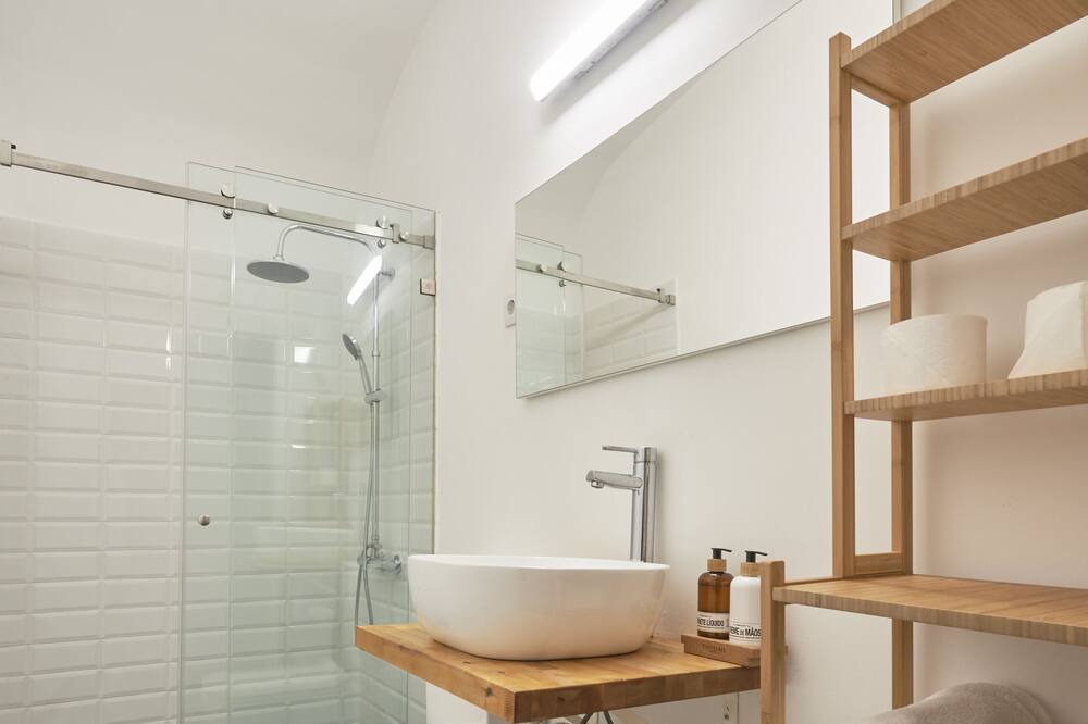 Photo of Bathroom in Evora