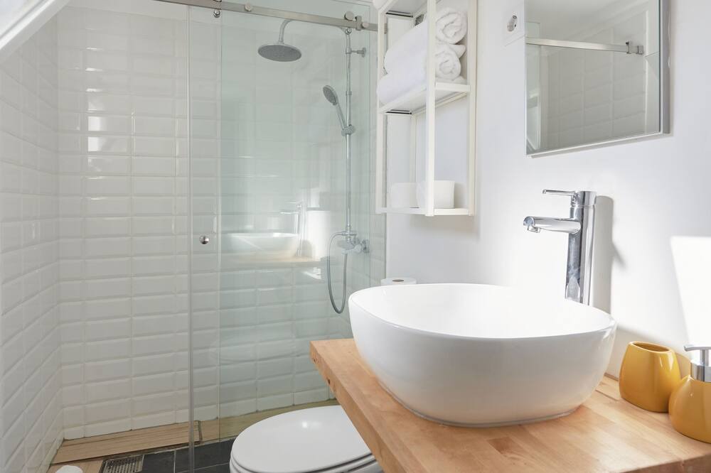 Photo of Bathroom in Evora