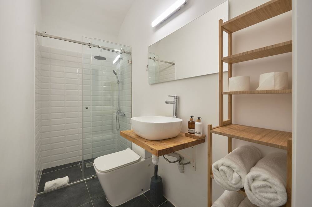Photo of Bathroom in Evora