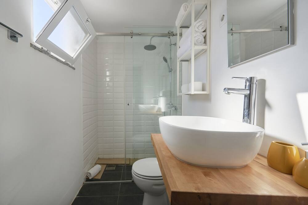 Photo of Bathroom in Evora