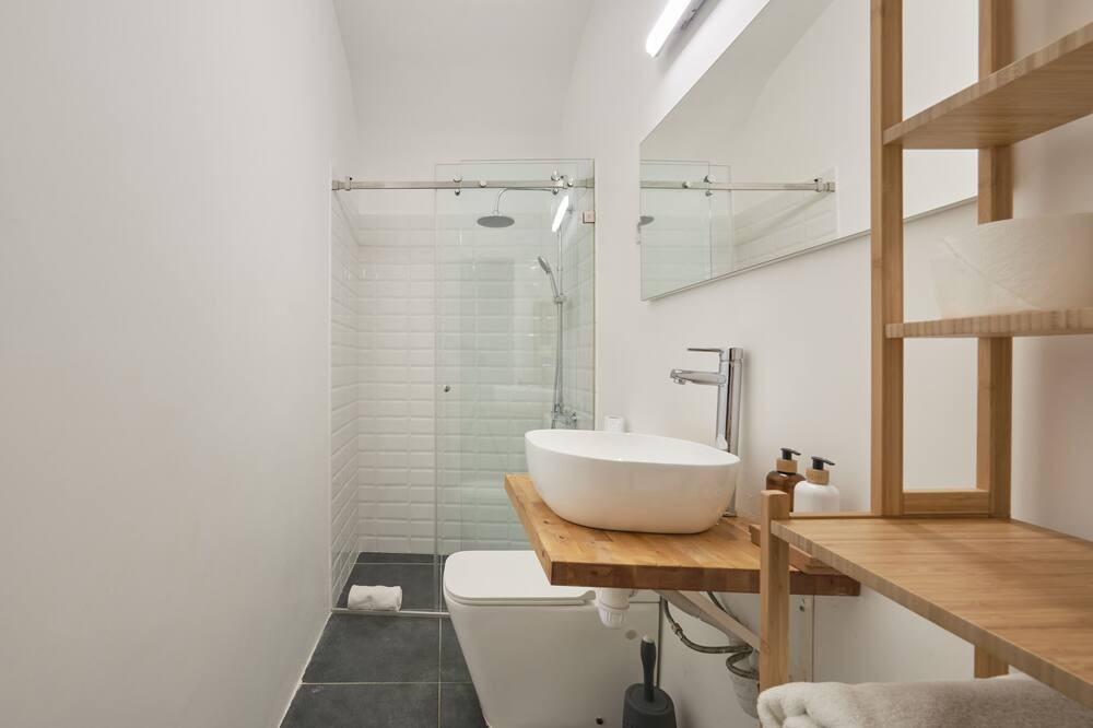 Photo of Bathroom in Evora