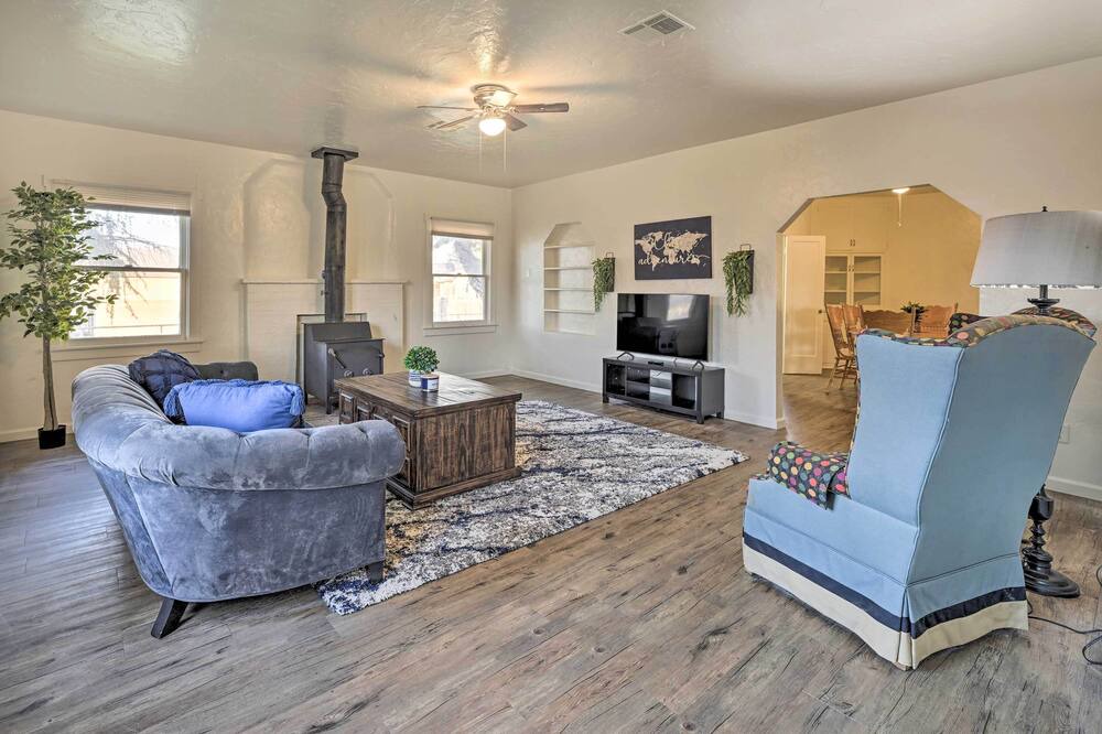 Photo of Bedroom in Kaweah