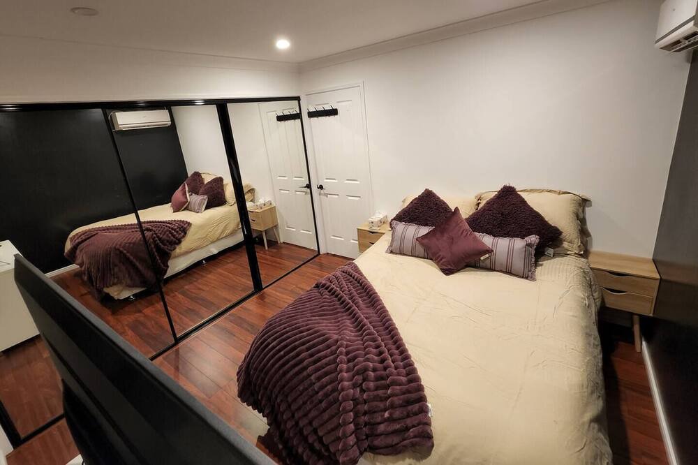 Photo of Bedroom in Molendinar