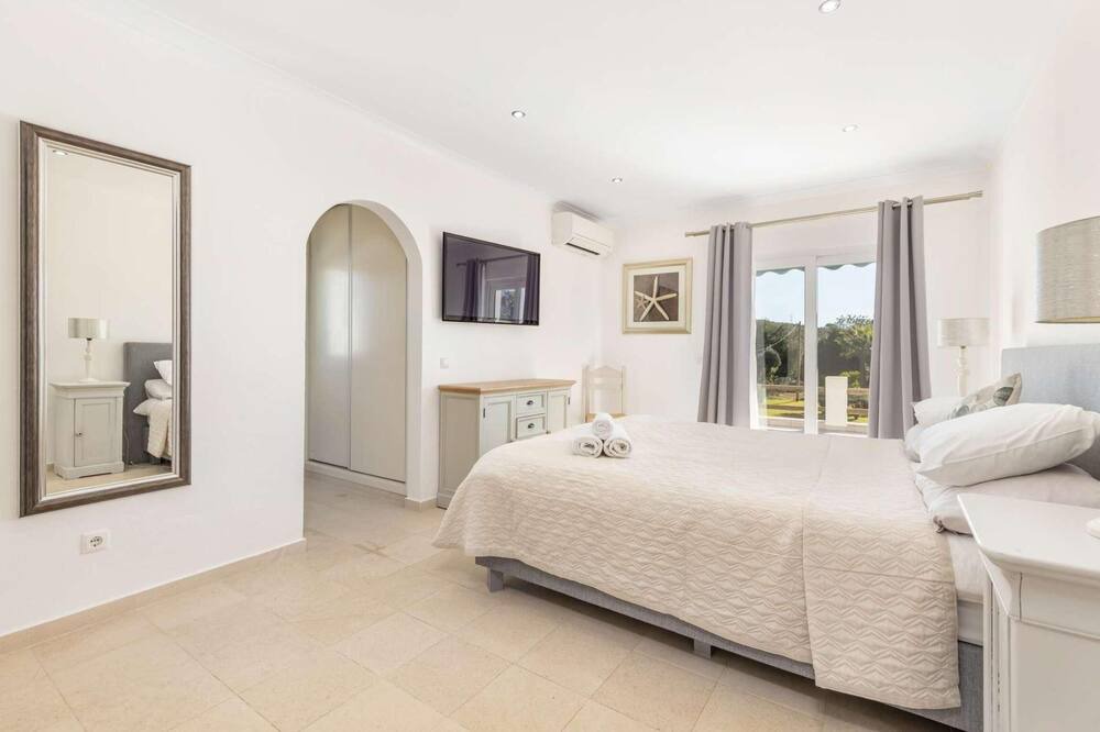 Photo of Bedroom in Sao Clemente