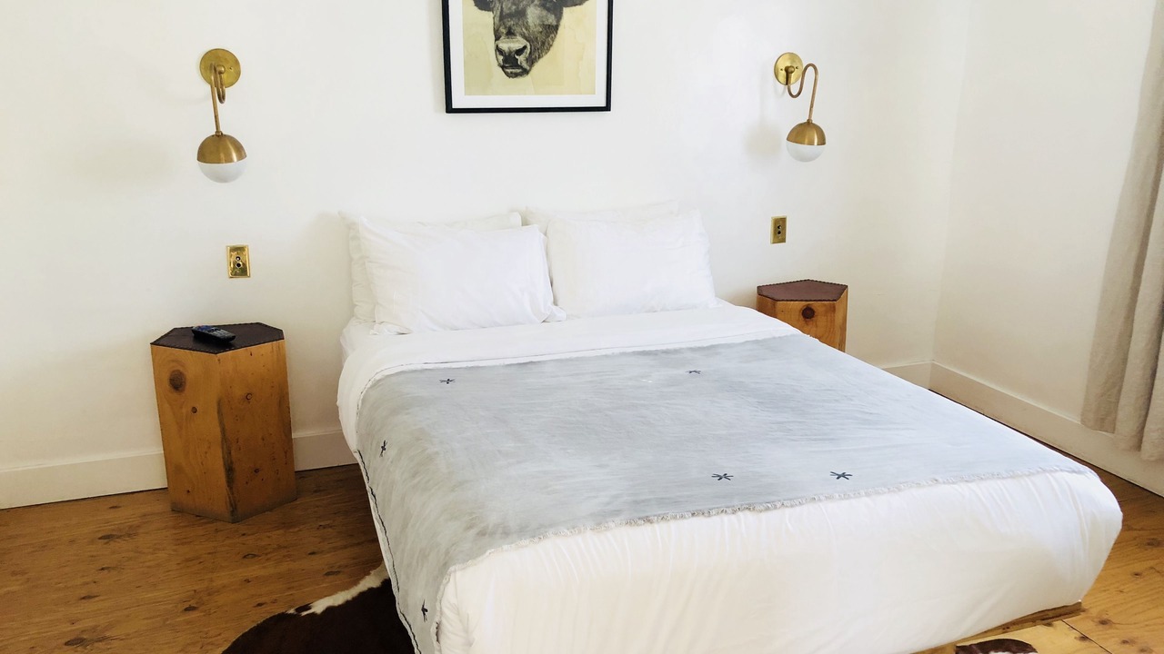 Photo of Bedroom in Los Alamos