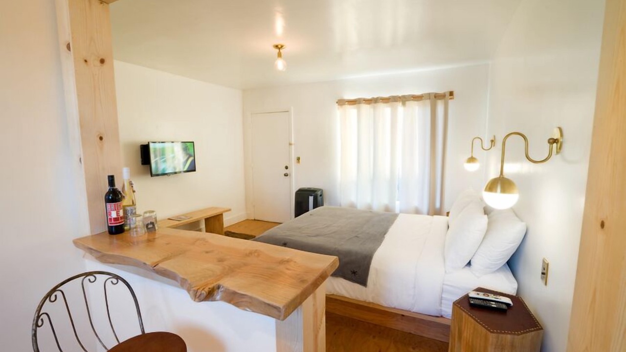 Photo of Livingroom in Los Alamos