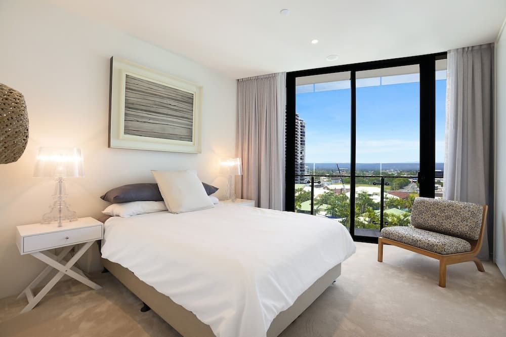 Photo of Bedroom in Mermaid Beach