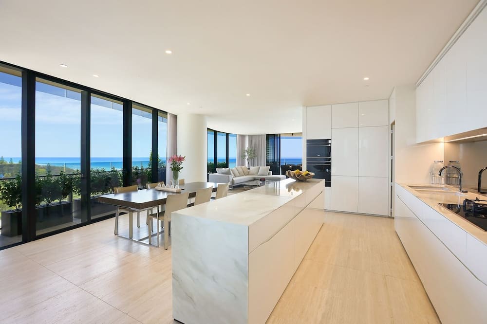 Photo of Kitchen in Mermaid Beach