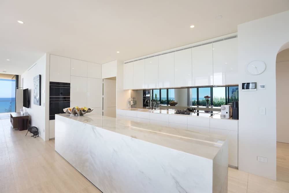 Photo of Kitchen in Mermaid Beach