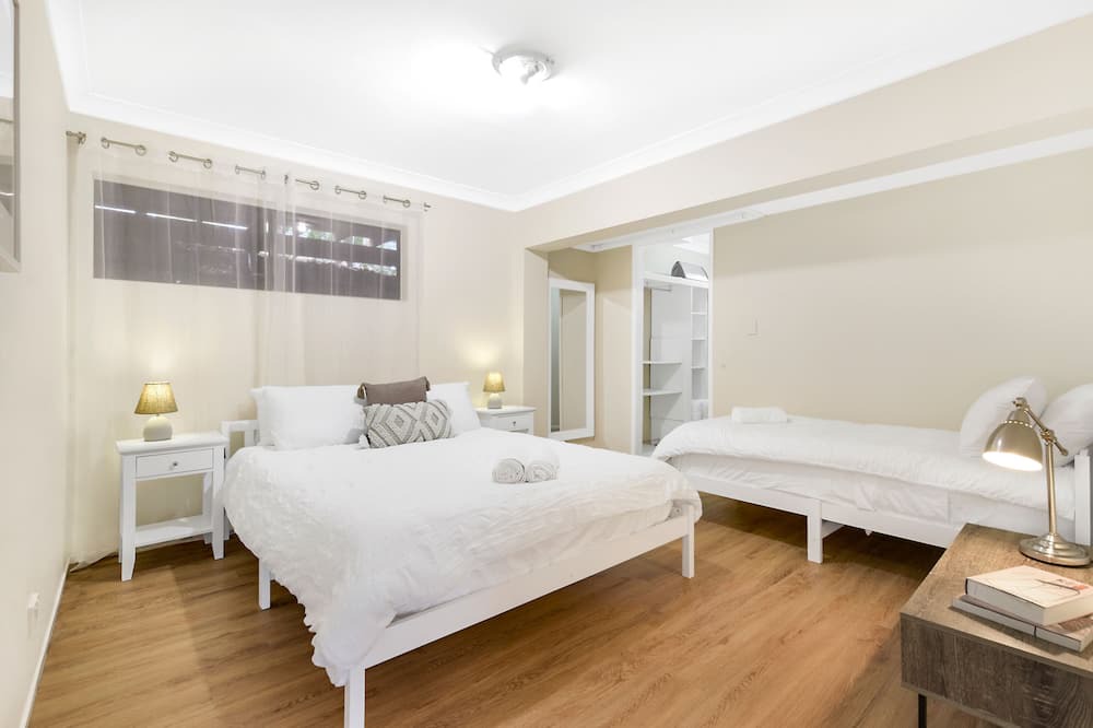 Photo of Bedroom in Upper Coomera