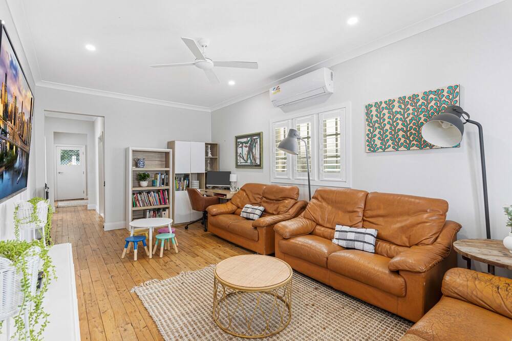 Photo of Livingroom in Newmarket