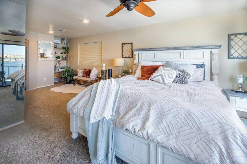 Photo of Bedroom in Cienega Springs