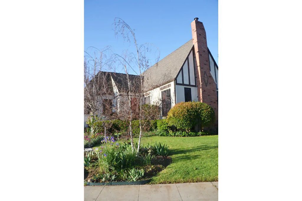 Photo of Outdoor in Kensington