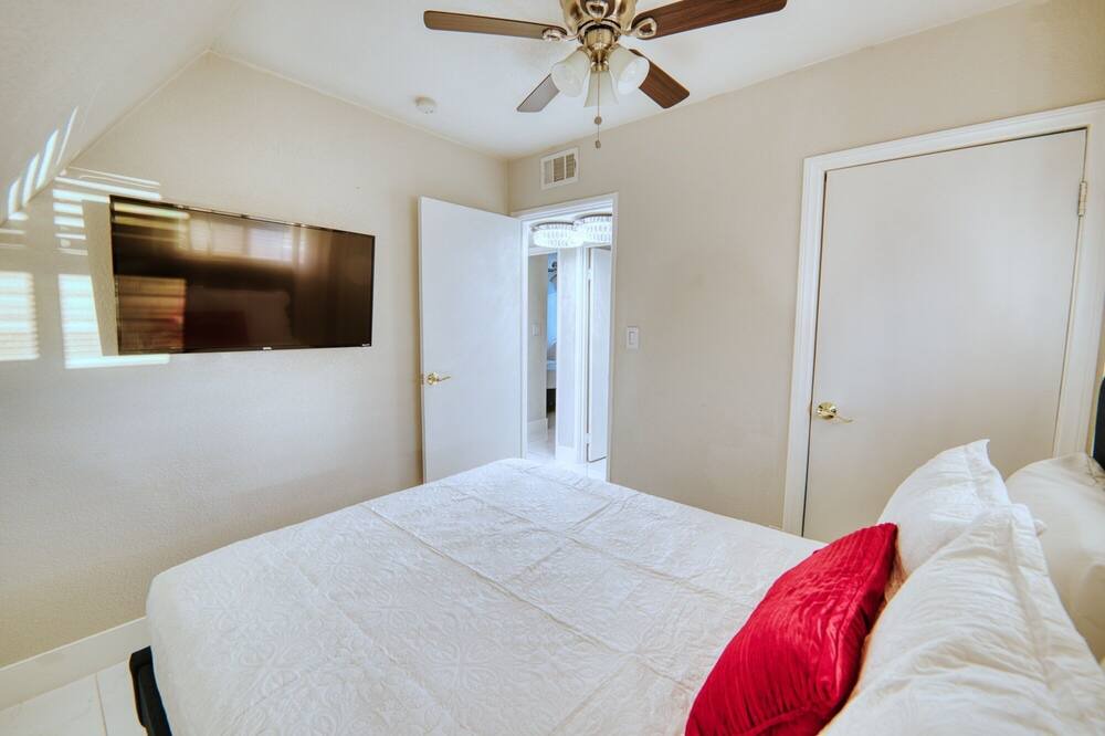 Photo of Bedroom in Winchester